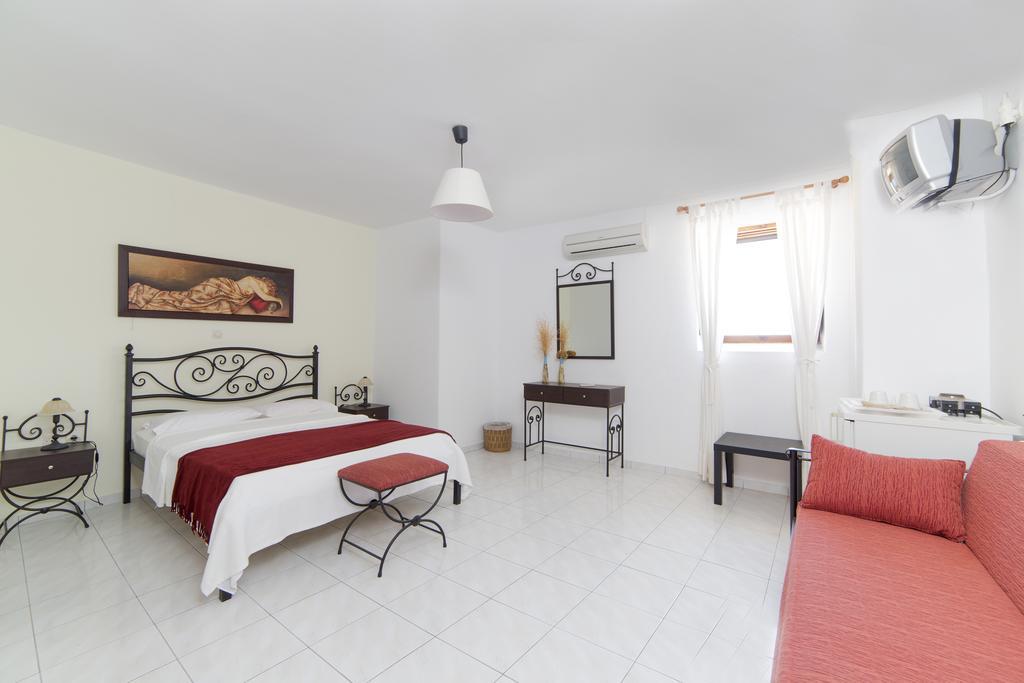 Ferienwohnung Agerino Moutsoúna Zimmer foto
